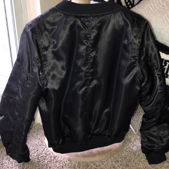 Bomber jacket - Picture 3 of 3
